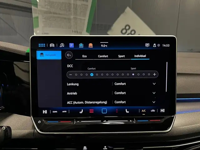 Volkswagen Golf view 25