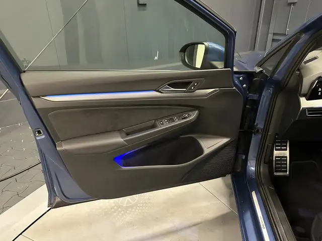 Volkswagen Golf view 14