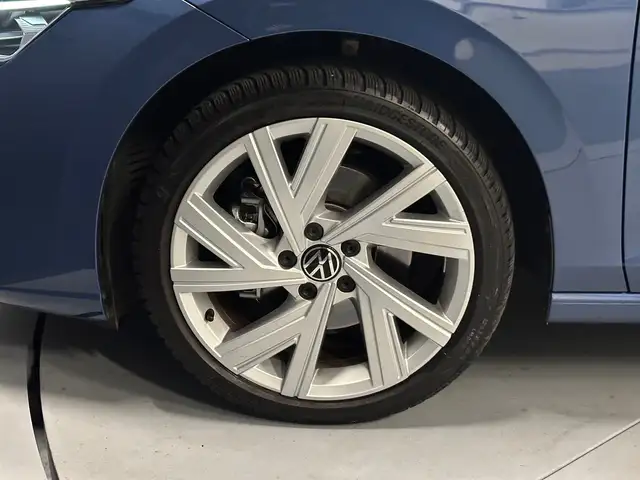 Volkswagen Golf view 10