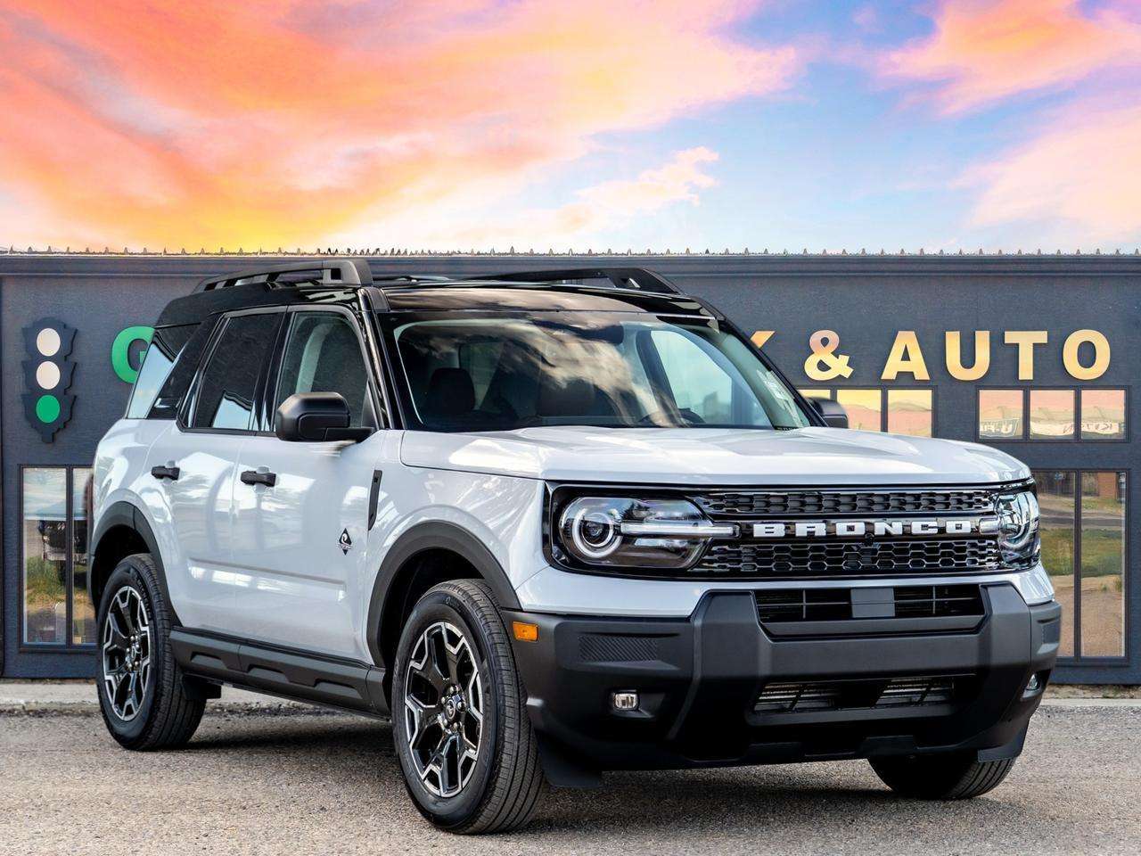 2026 Ford Bronco Sport Outer Banks 4x4 ONLY 18,417 KMS