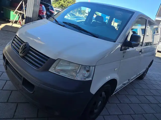 Volkswagen T5 Kombi