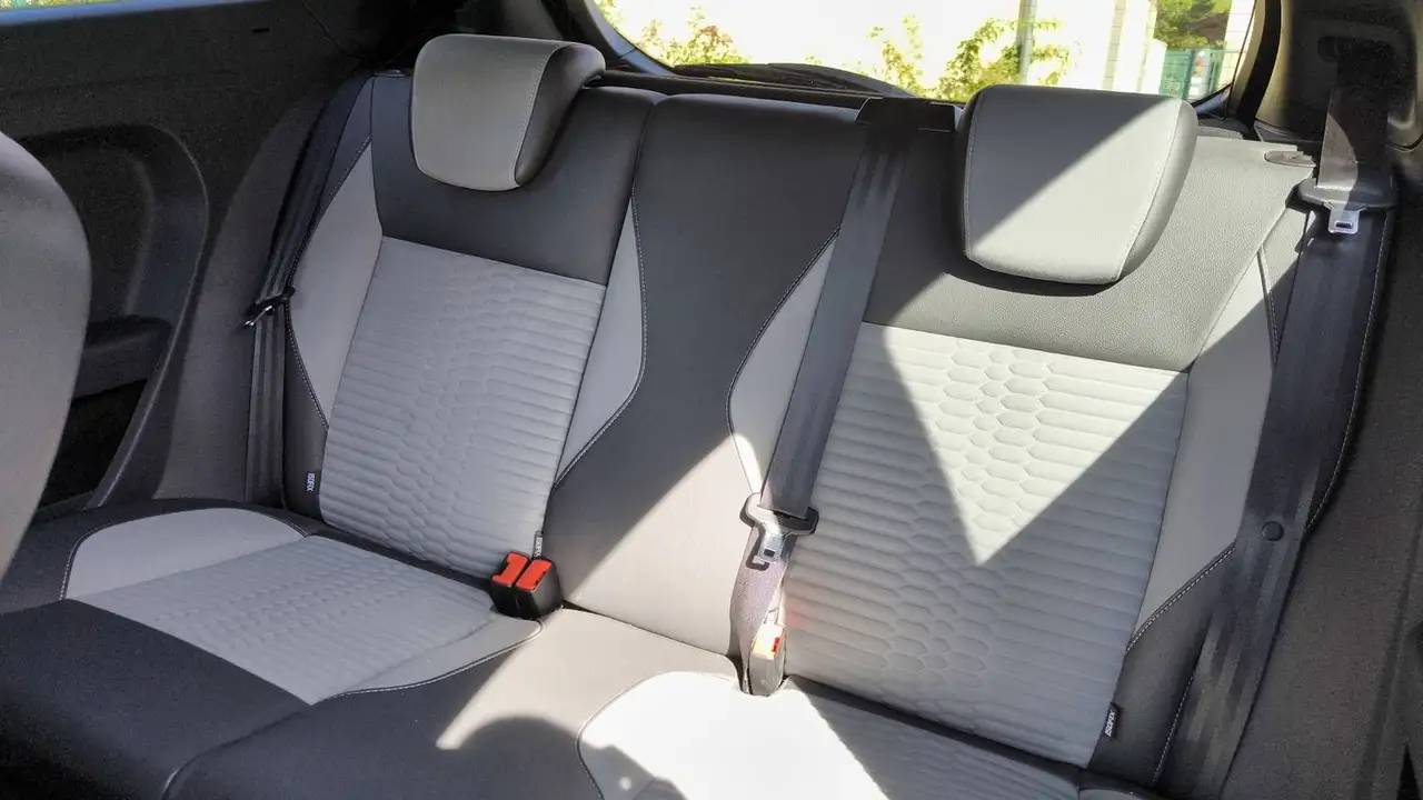 Ford Fiesta ST — photo 9