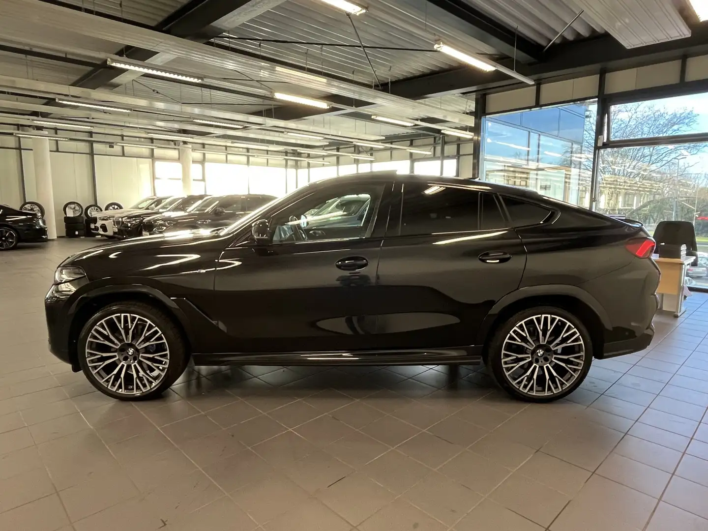 BMW X6 xDrive30d M Sport Pro PANO ACC AHK RFK NAVI LED Schwarz - 2