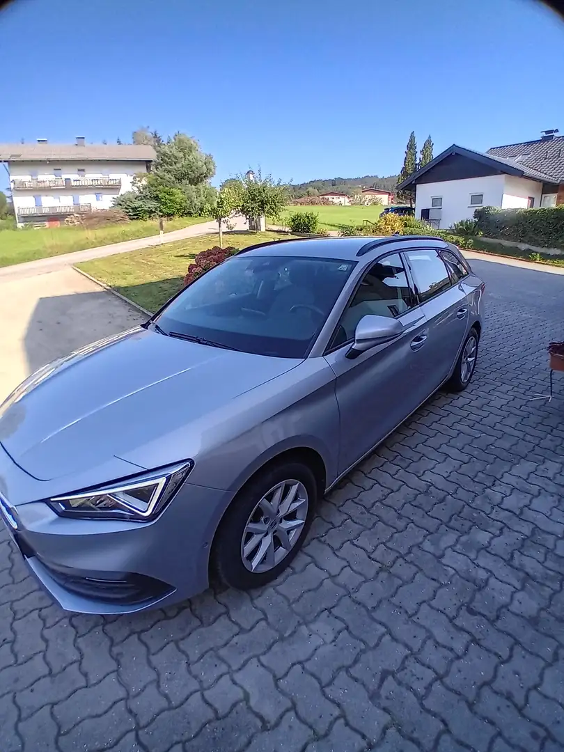 SEAT Leon Leon SP Style 2,0 TDI Style Silber - 1