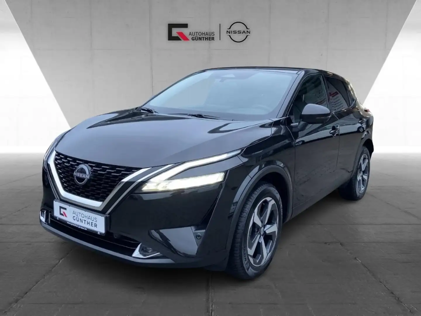 Nissan Qashqai N-CONNECTA 1.3 MHEV Xtronic Winter Techn. Black - 1