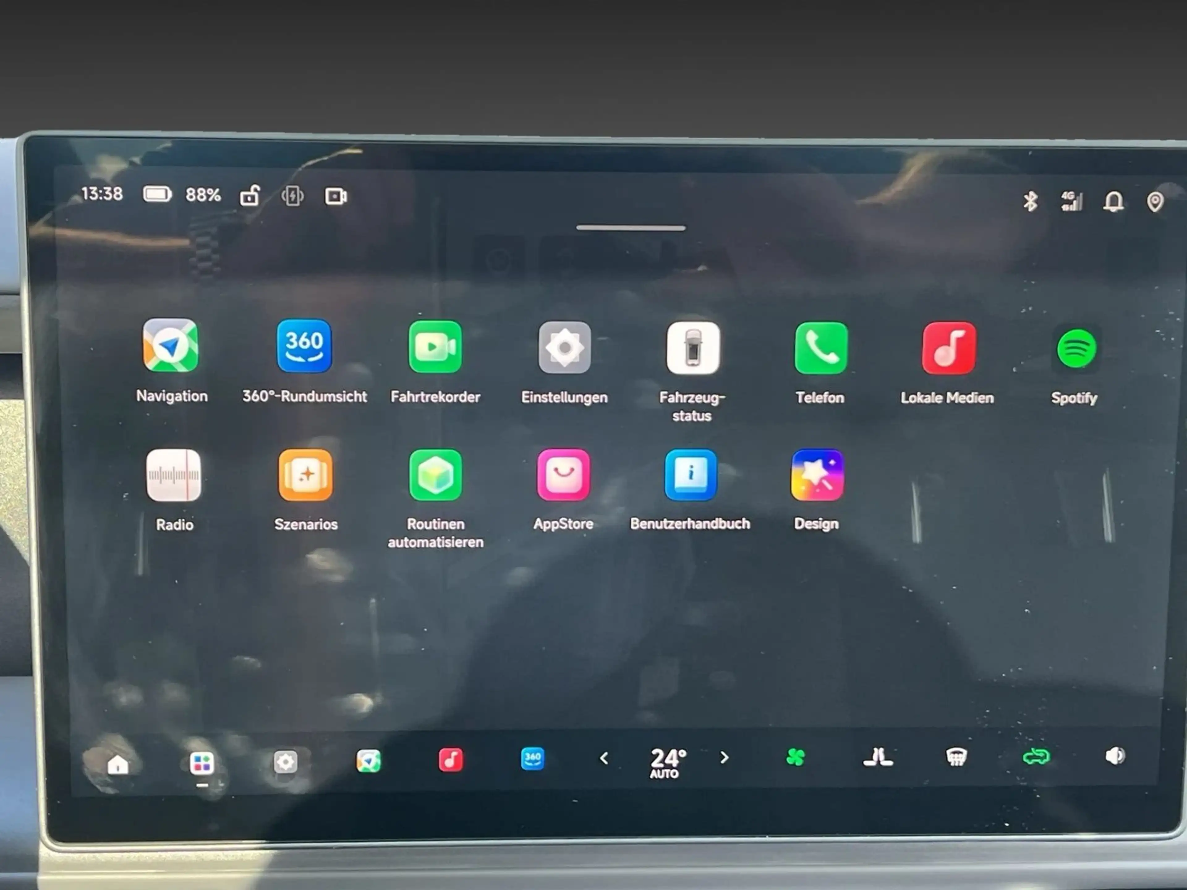 Leapmotor B10 67,1 kWh Design Pro Max 5 Jahre Garantie18" — photo 14