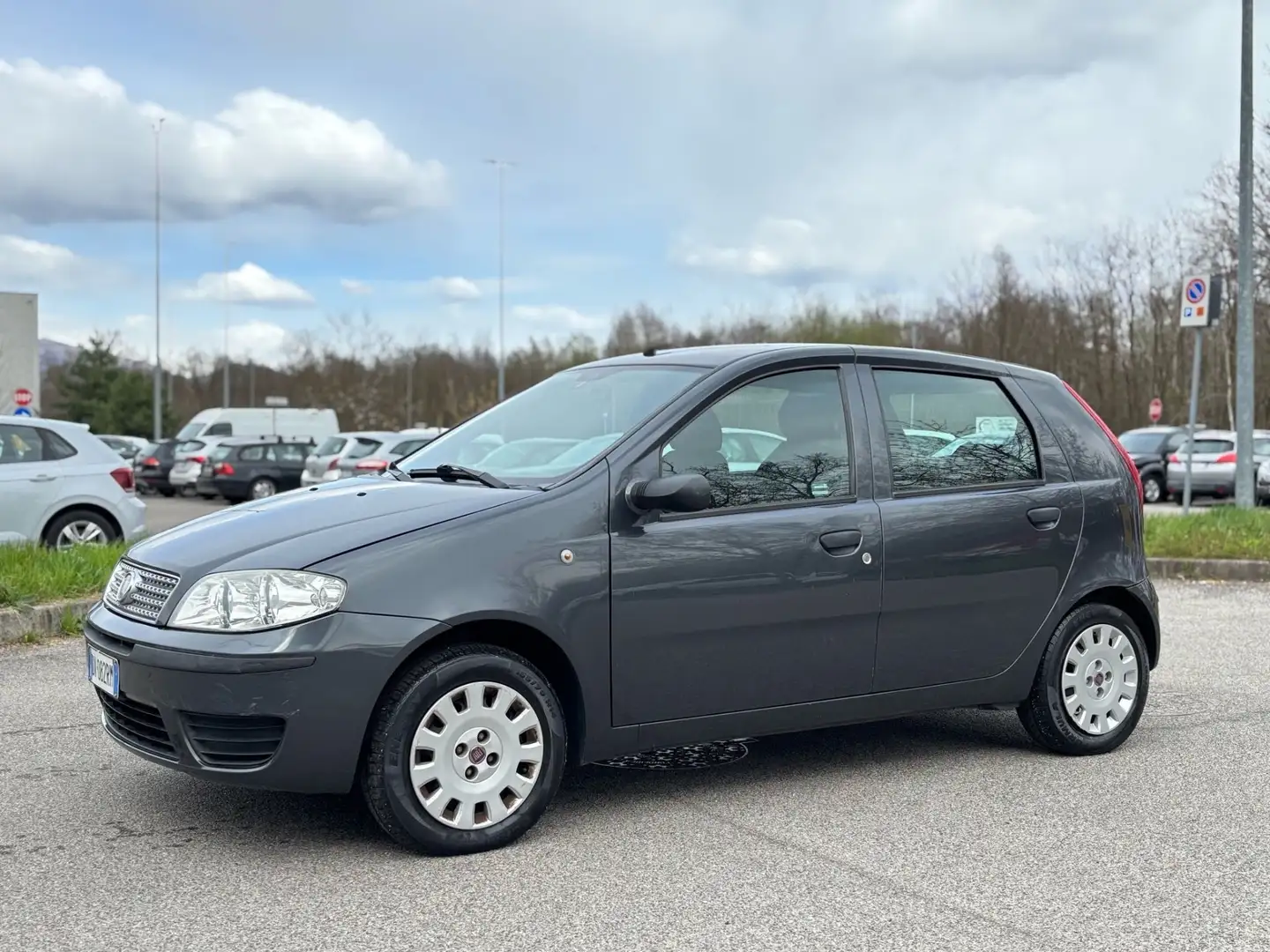 Fiat Punto Classic 1.2 5 porte Natural Power Active Grigio - 2