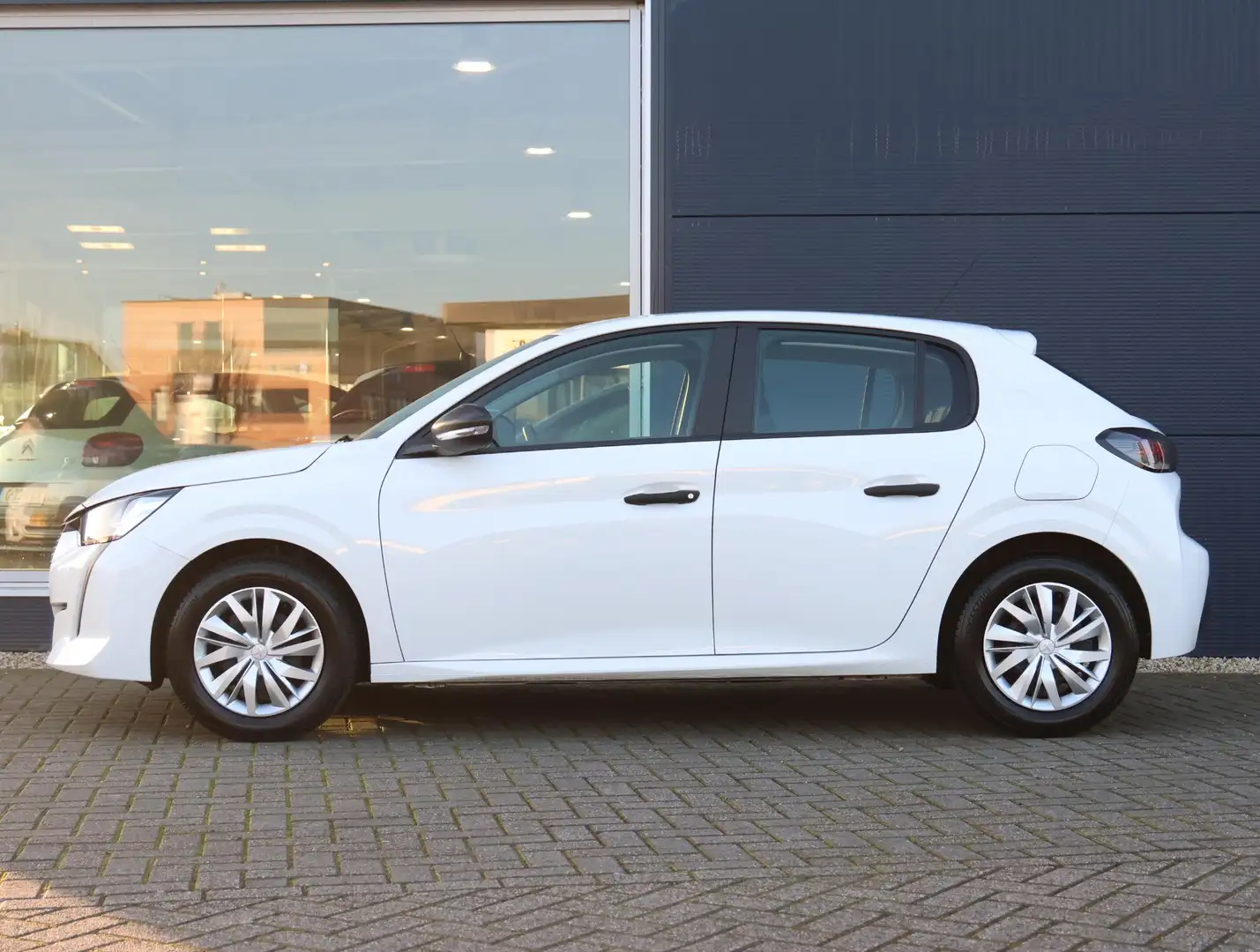 Peugeot 208 1.2 75pk Like | Airco | Cruise | DAB | MultiMedia Wit - 2