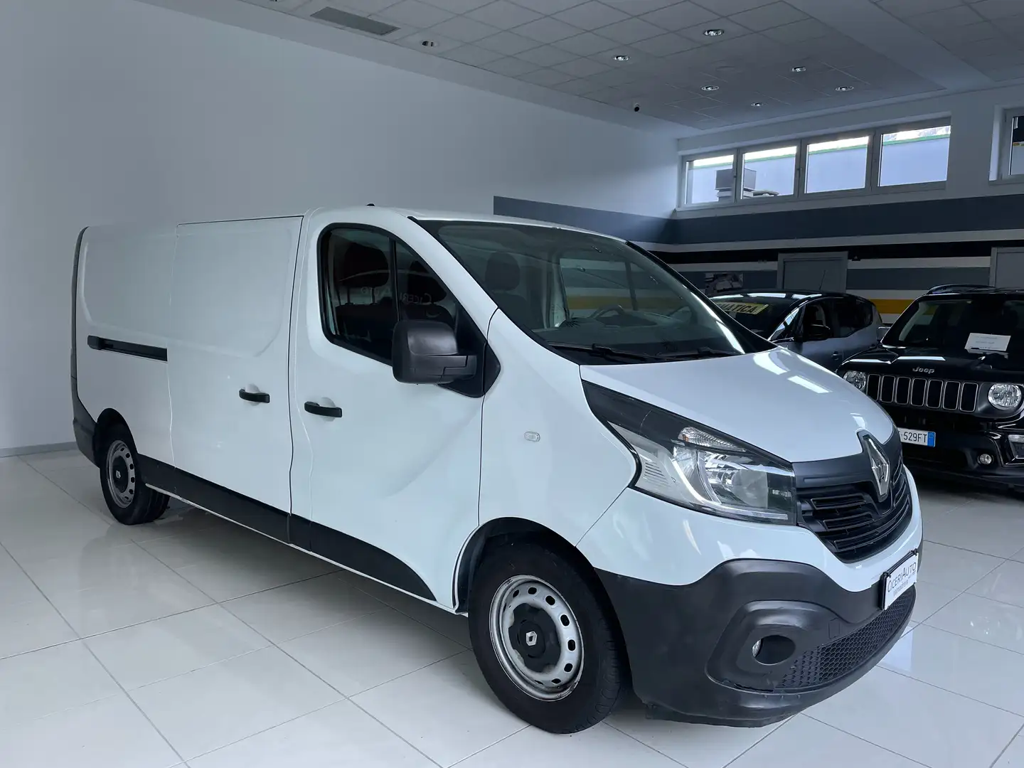 Renault Trafic 1.6 TD 145 CV Wit - 1