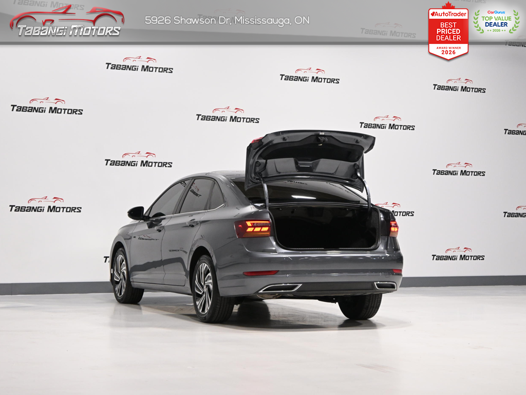 2019 Volkswagen Jetta Execline Leather Beats Sunroof Ambient Light Remo