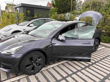 Model 3 78 kWh AWD Long Range Dual Motor (366kW)