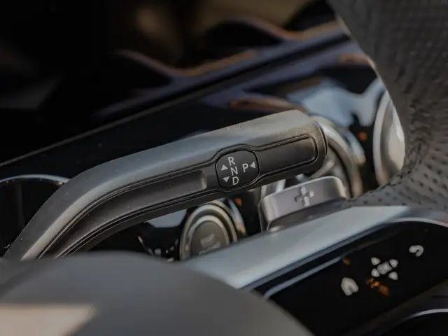 Mercedes-Benz Gla view 14