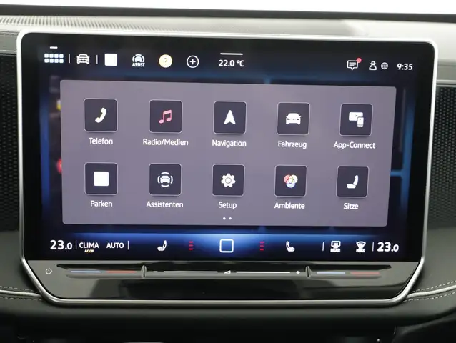 Volkswagen Passat view 15
