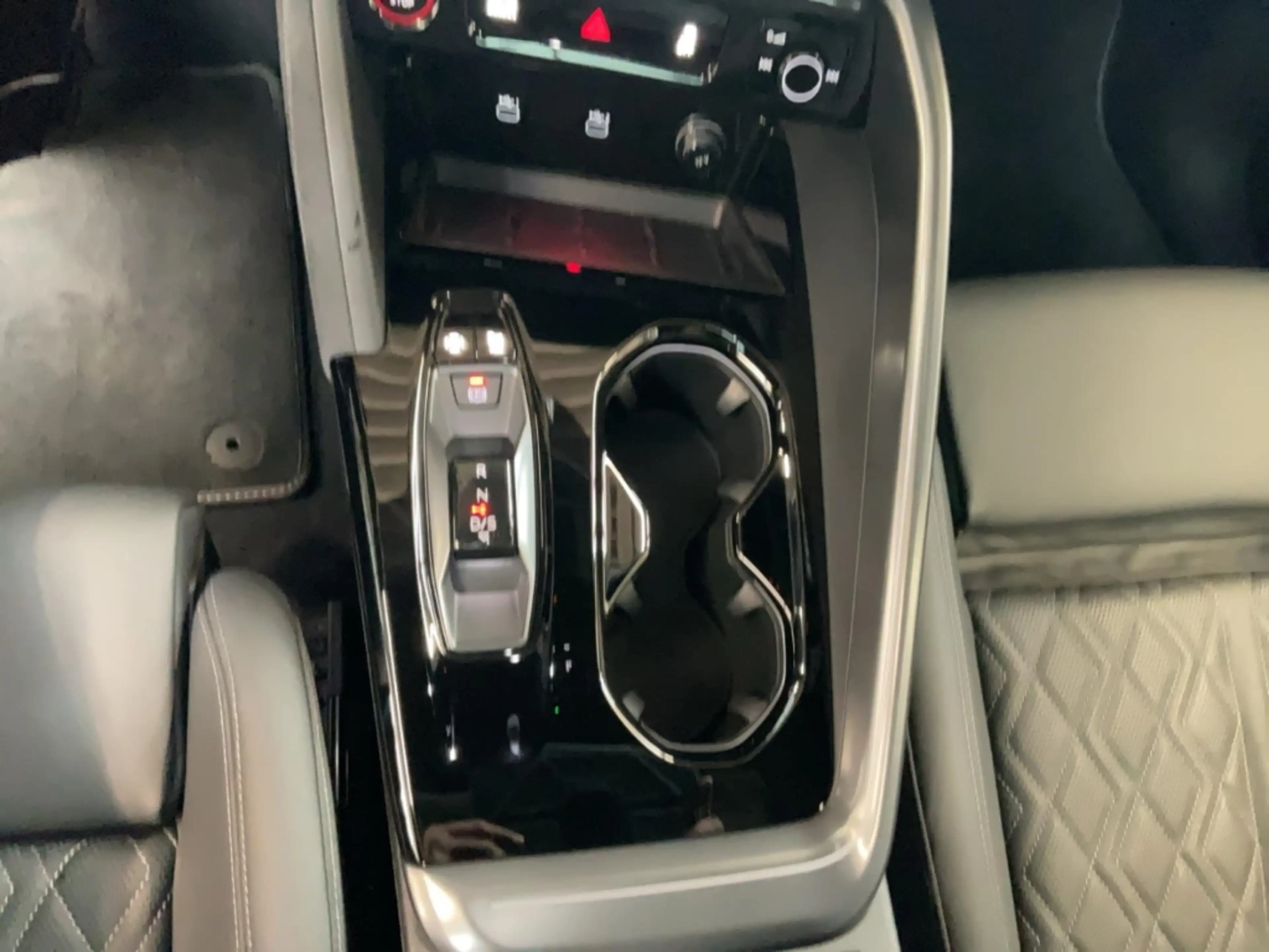Audi SQ5 3.0 TFSI quattro Alu LED Pano B&O Head-Up Kamera A — photo 15