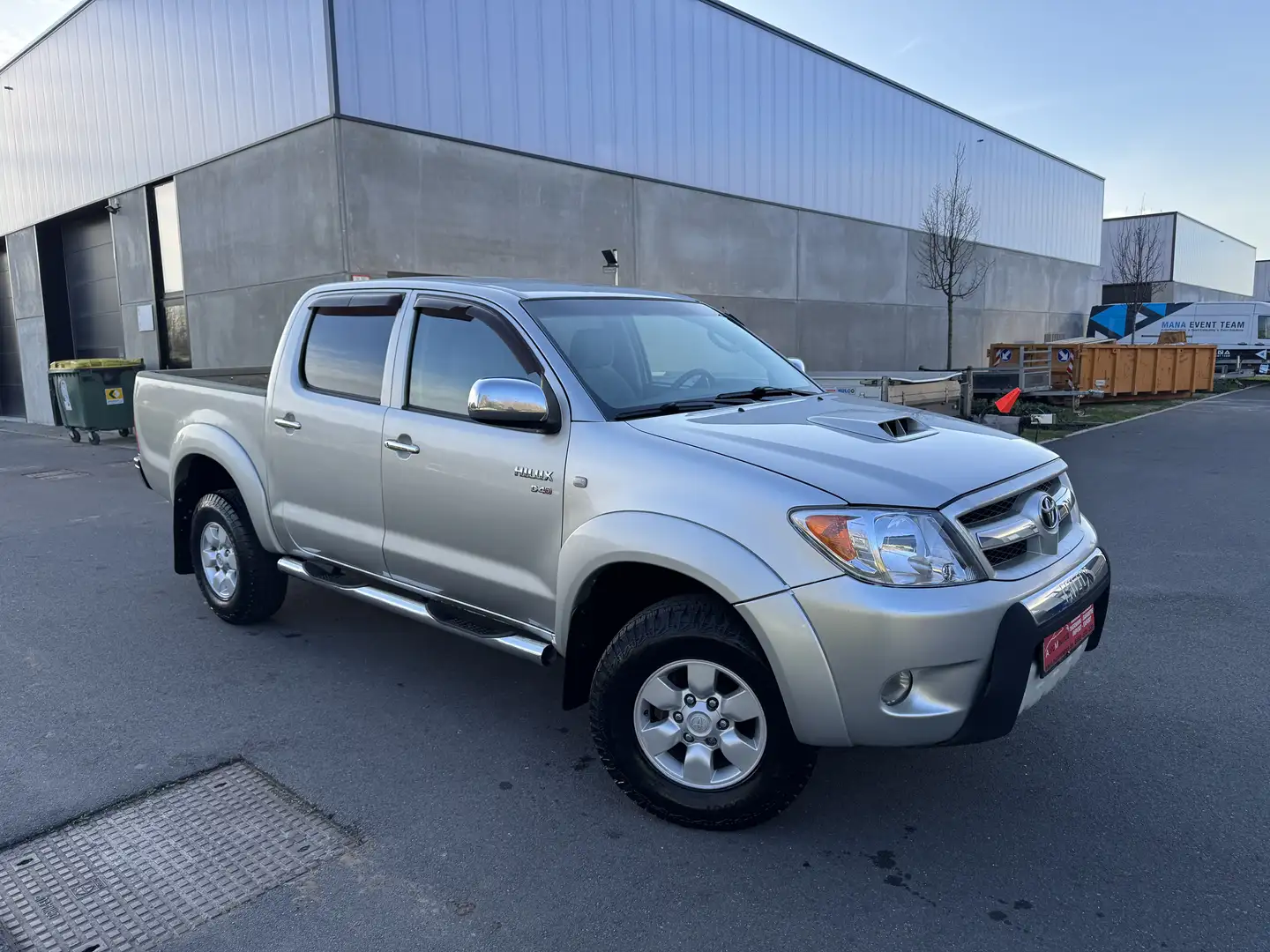 Toyota Hilux 2.5D-4D 4x4 Double Cab / Export Afrik Only Beige - 2