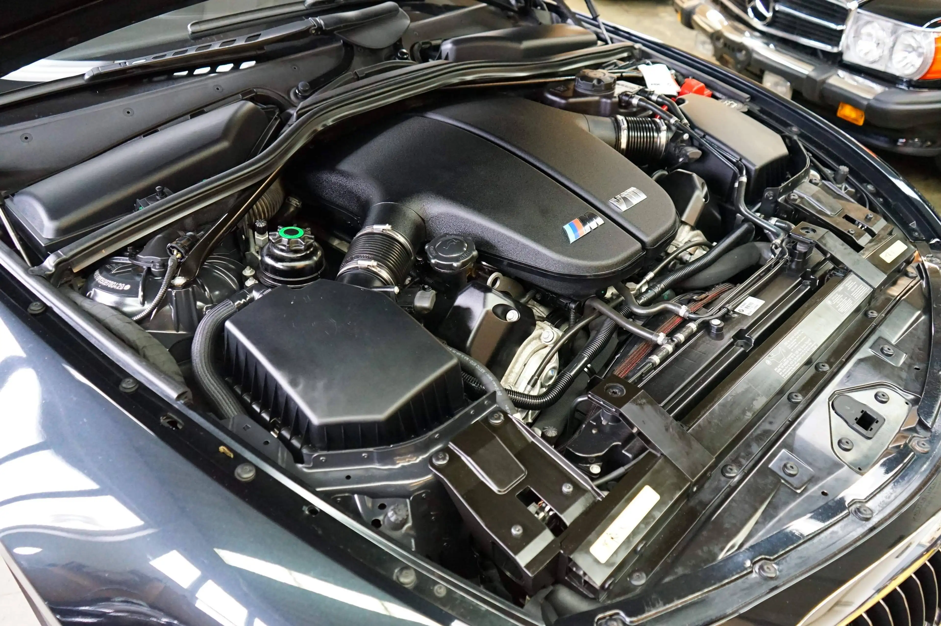 BMW M6 E63 aus 2. Hand mit Soundsystem Premium — photo 26