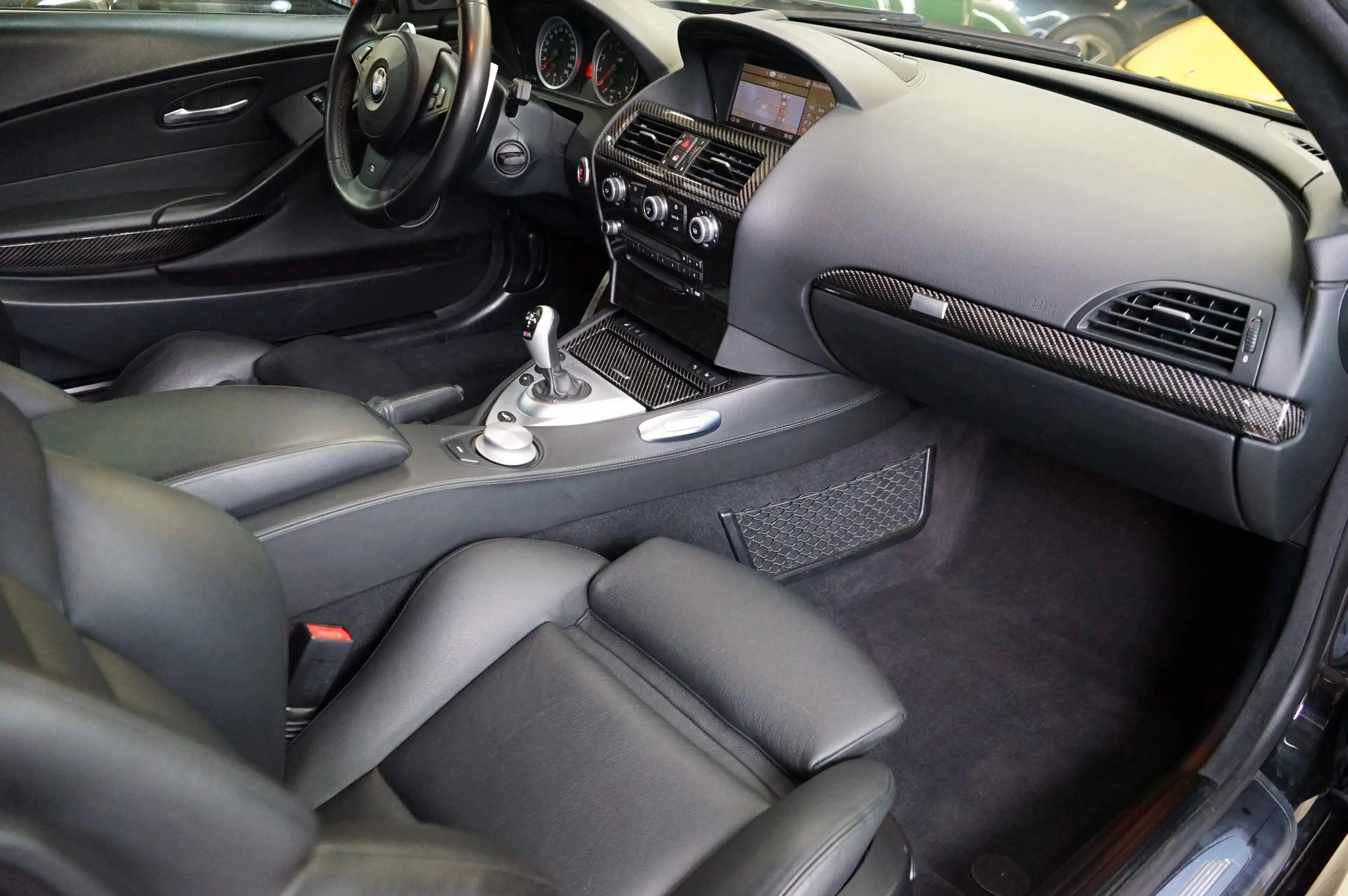 BMW M6 E63 aus 2. Hand mit Soundsystem Premium — photo 15