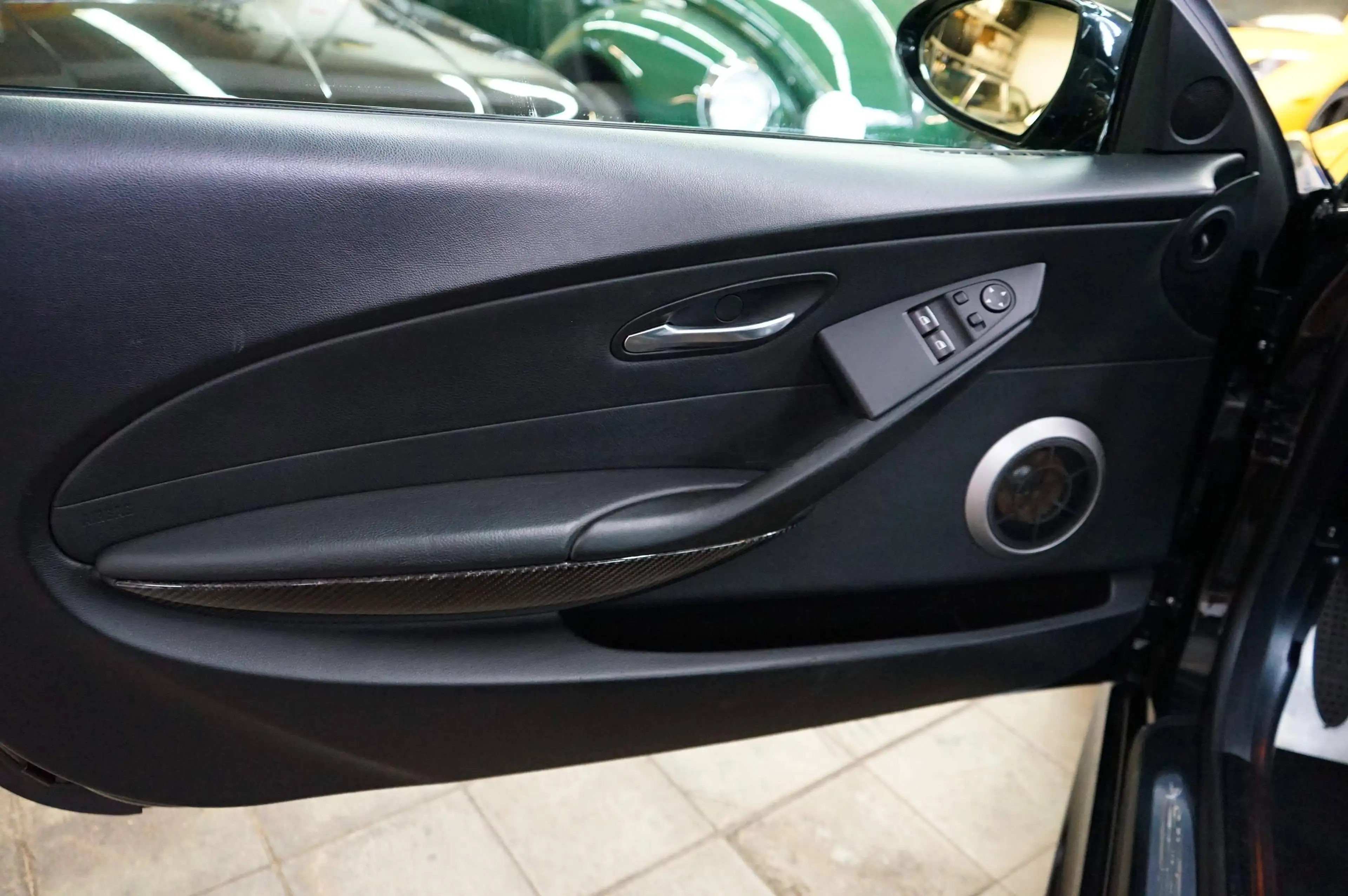 BMW M6 E63 aus 2. Hand mit Soundsystem Premium — photo 24