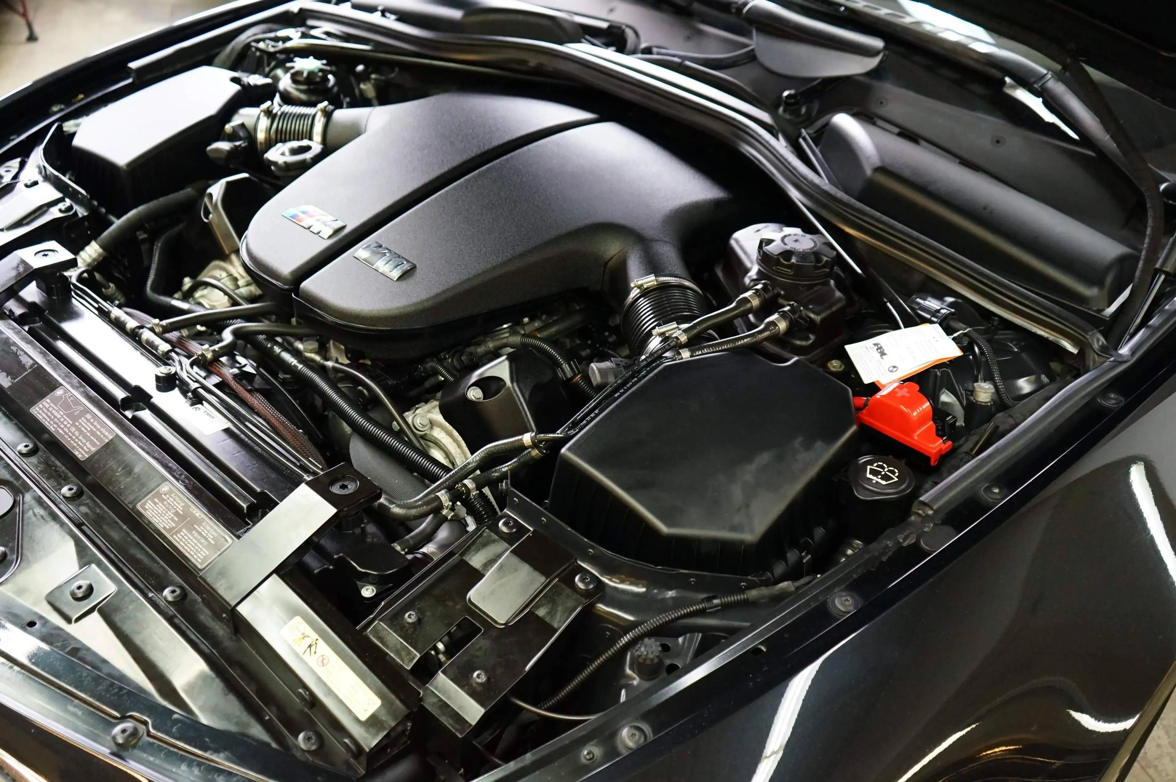 BMW M6 E63 aus 2. Hand mit Soundsystem Premium — photo 28