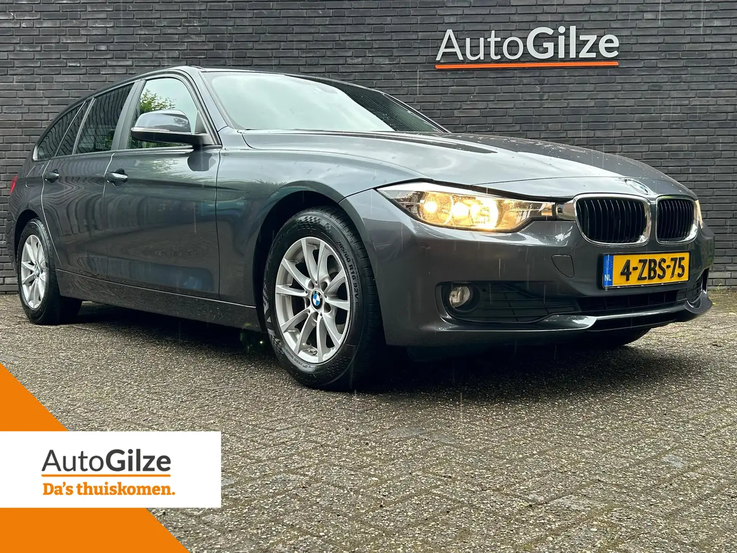 BMW 316 3-serie Touring 316i Business l Navigatie l Electr Grijs - 1