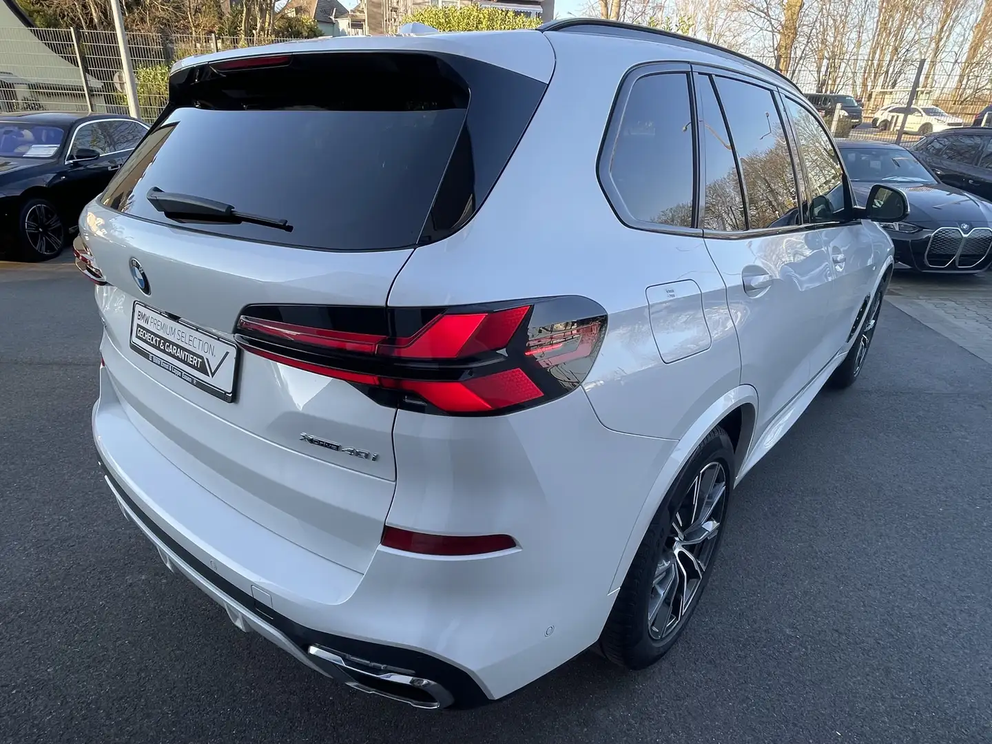 BMW X5 xDrive40i M Sport || AHK Pano 360° H&K SoftClose Weiß - 2