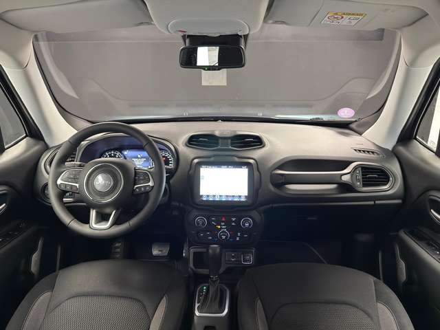 Jeep Renegade — photo 9