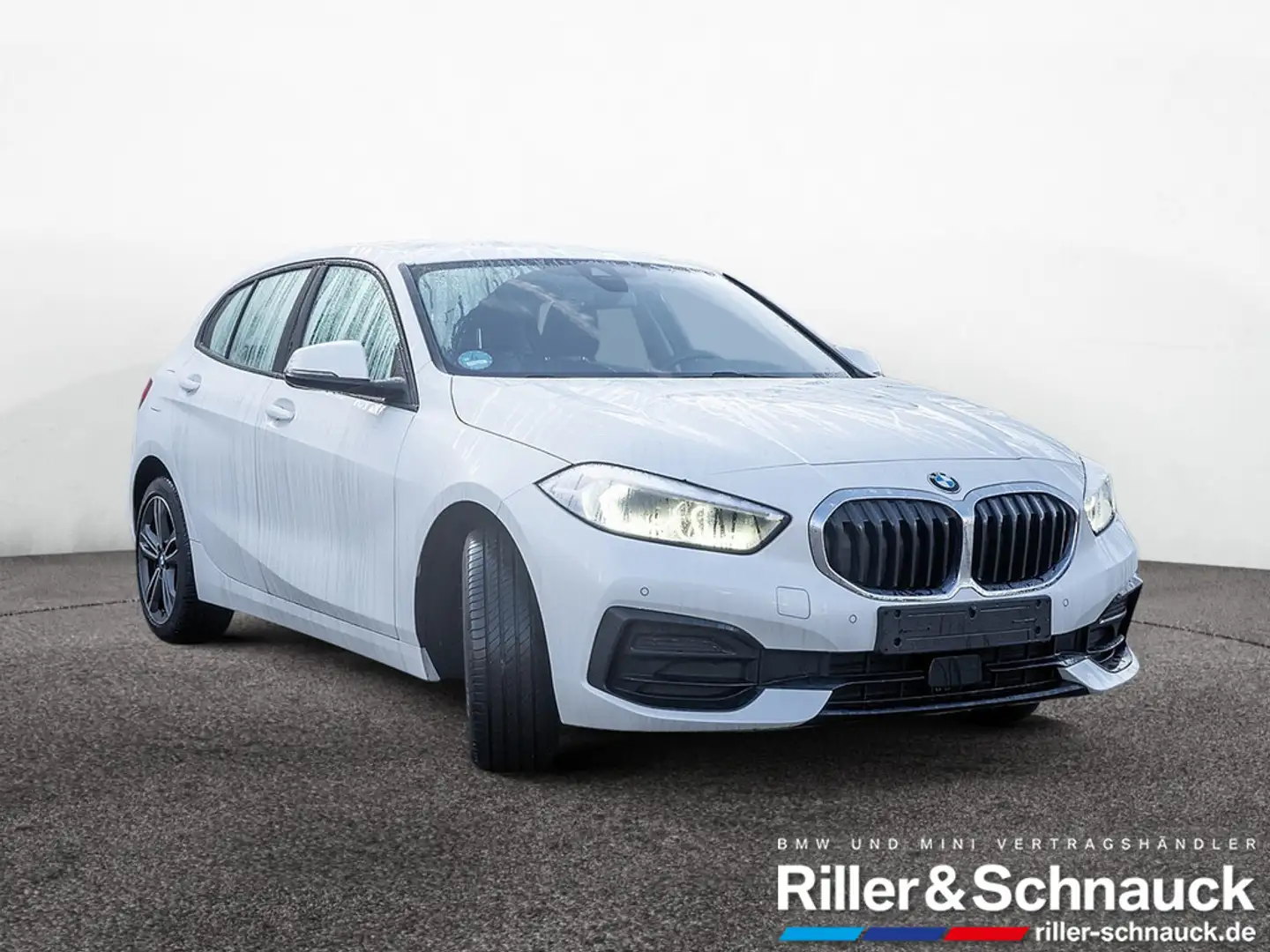 BMW 118 i Sport Line NAVI HAGELSCHADEN HUD LED Weiß - 2