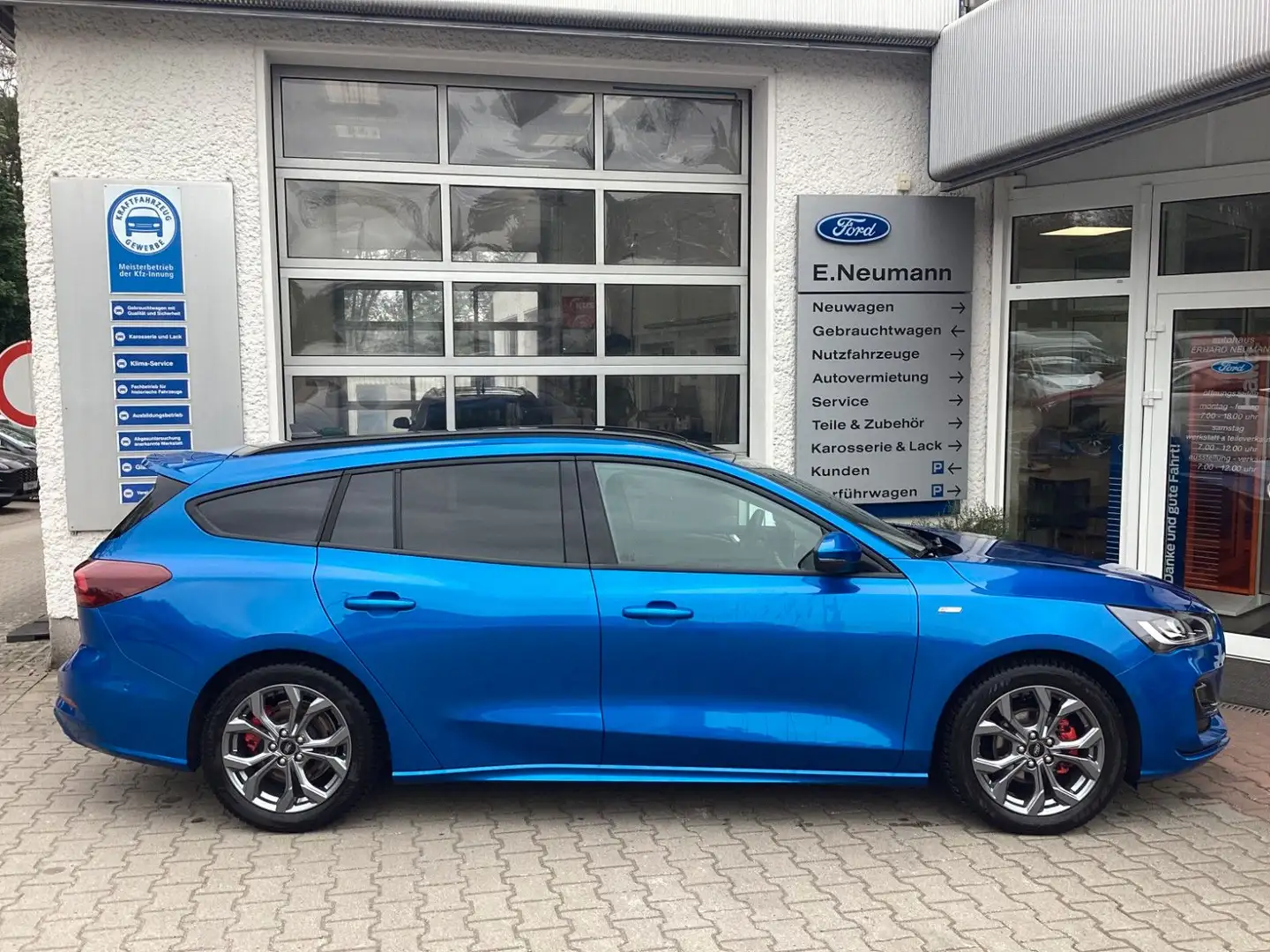 Ford Focus Turnier ST-Line X Bleu - 1