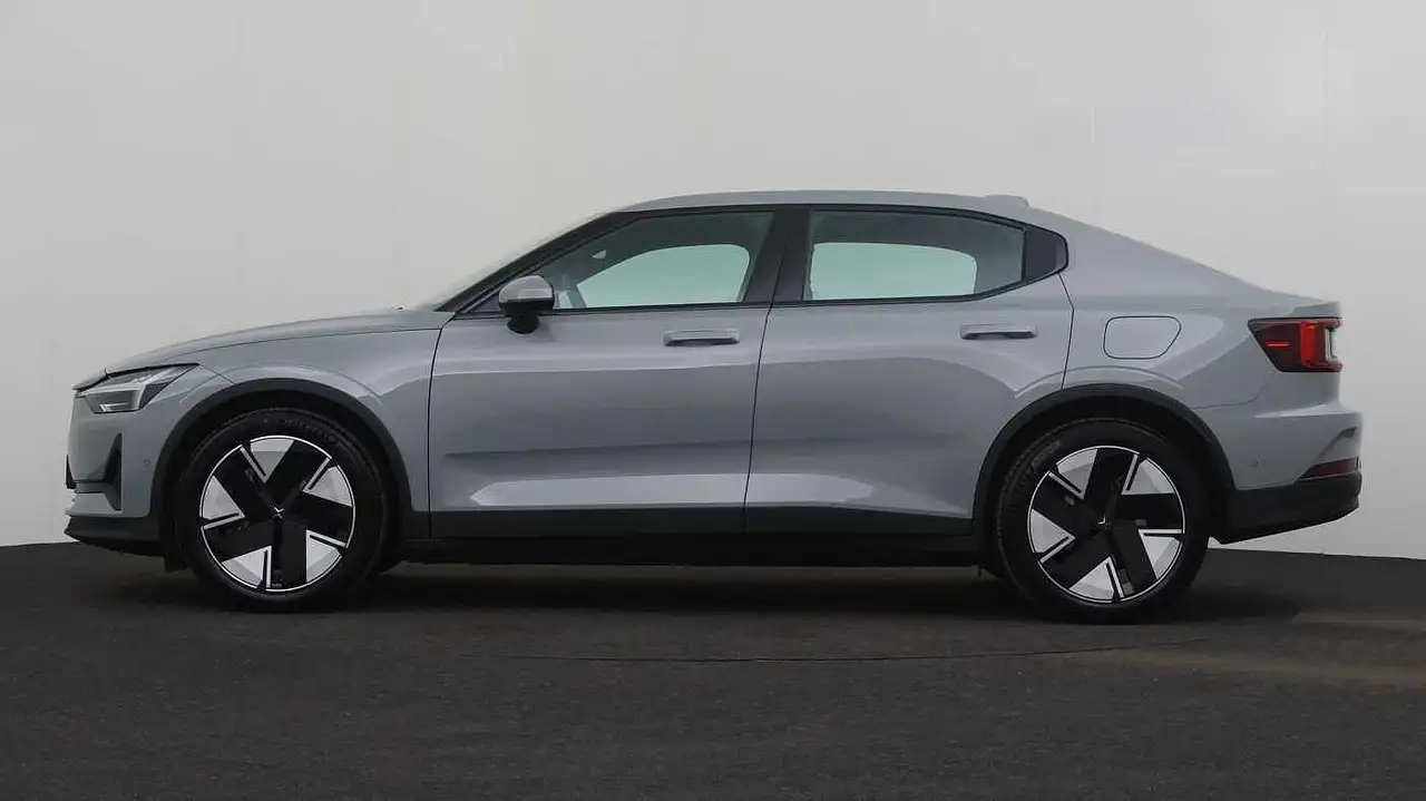 Polestar 2 2025