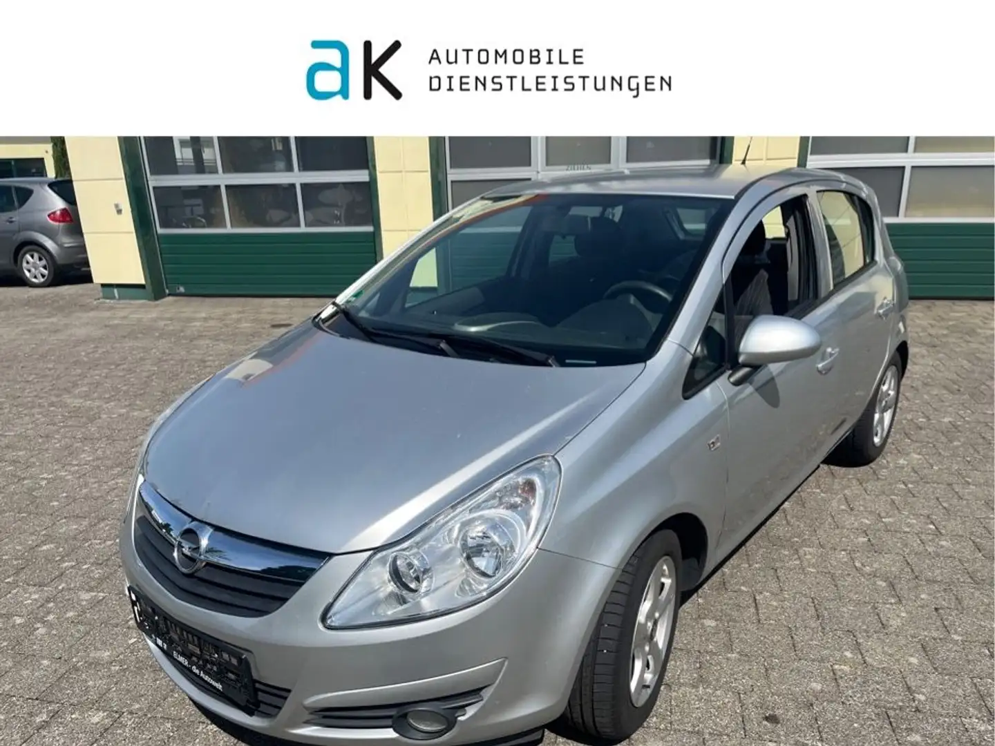 Opel Corsa 1.2 Twinport Klima 2. Hand Scheckheft Opel Silber - 1
