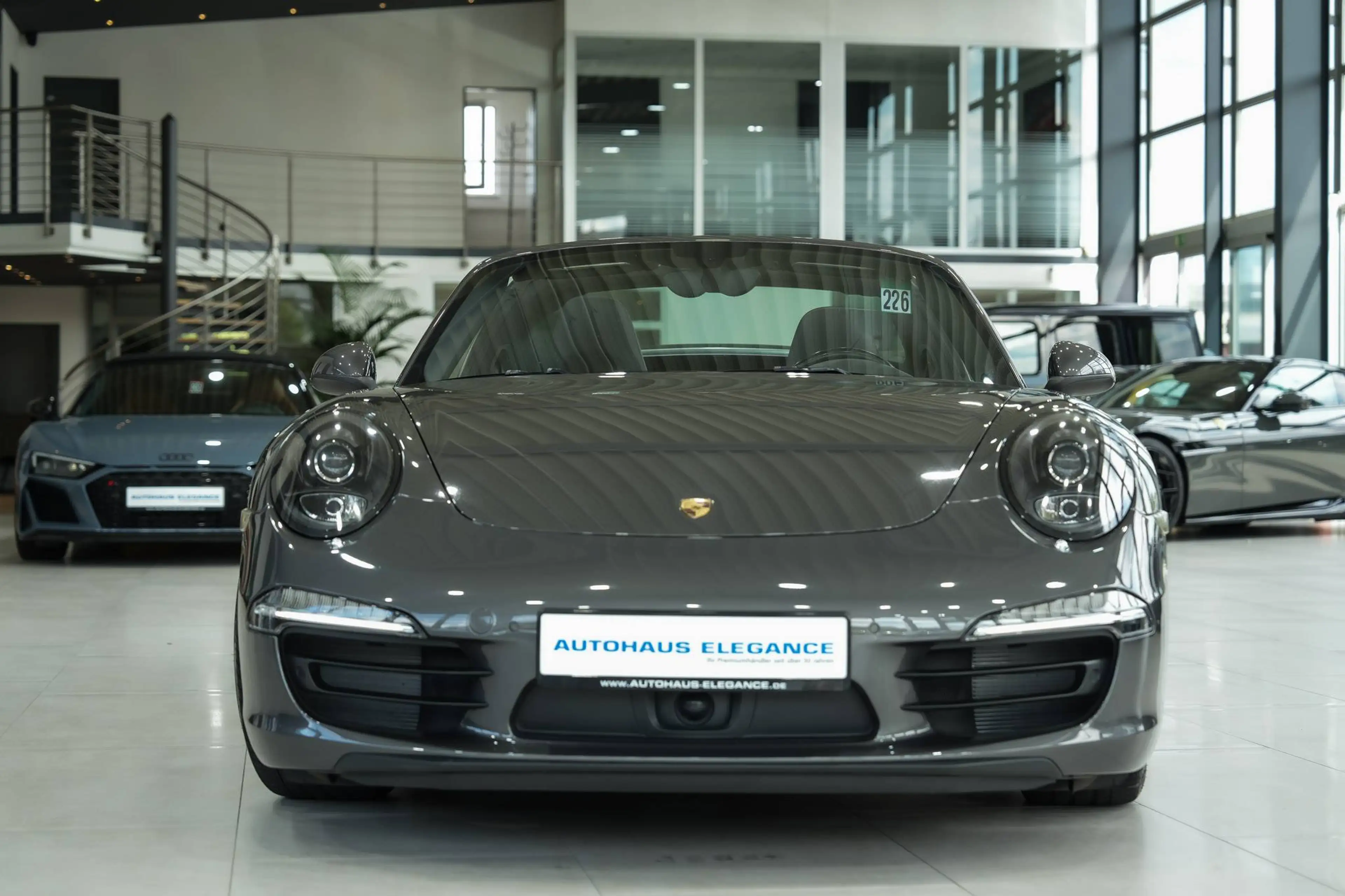 Porsche 911 Targa 4 S*SPORTSITZE*14-WEGE*SOUND-PKG+*KAM* — photo 4