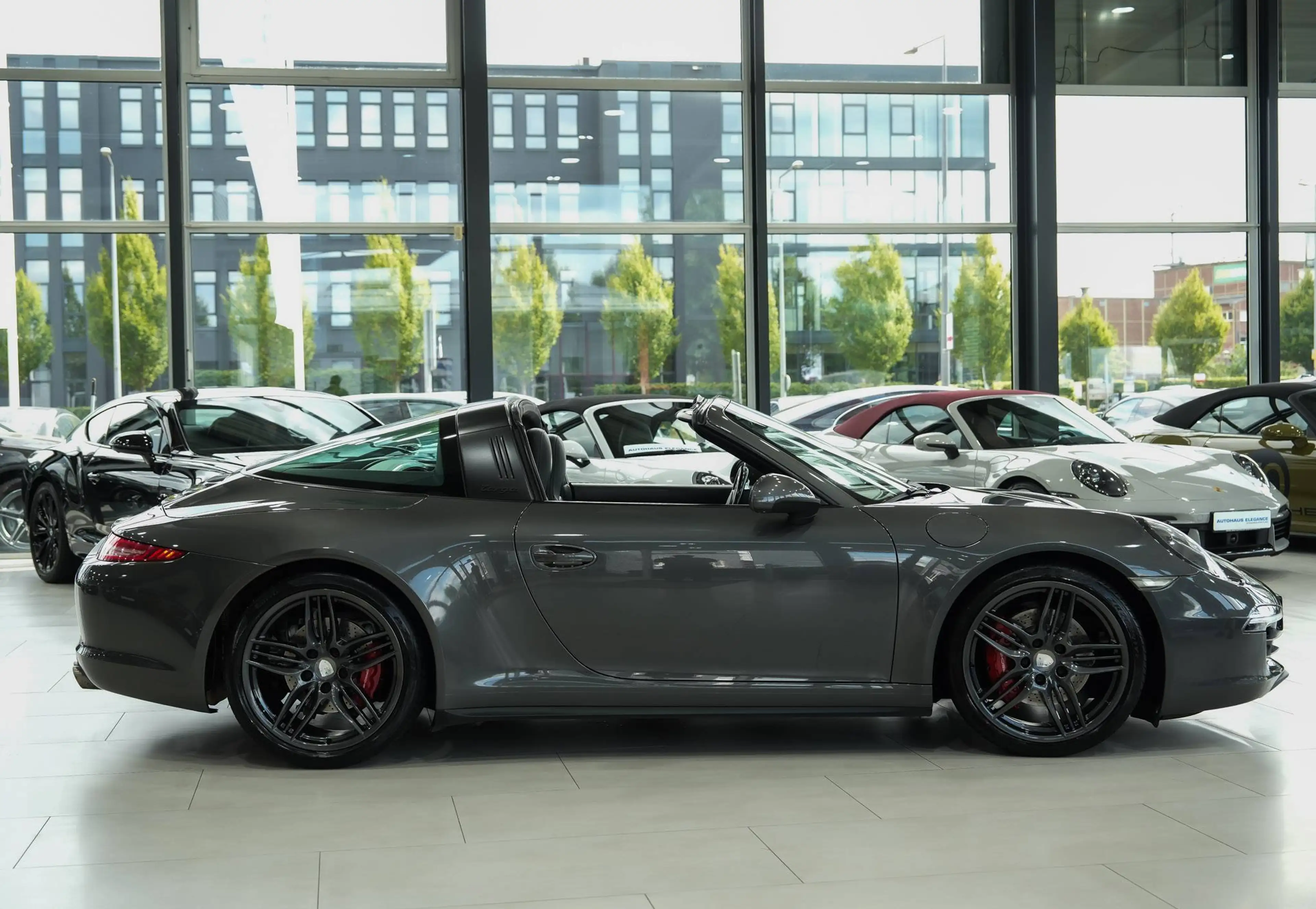 Porsche 911 Targa 4 S*SPORTSITZE*14-WEGE*SOUND-PKG+*KAM* — photo 6