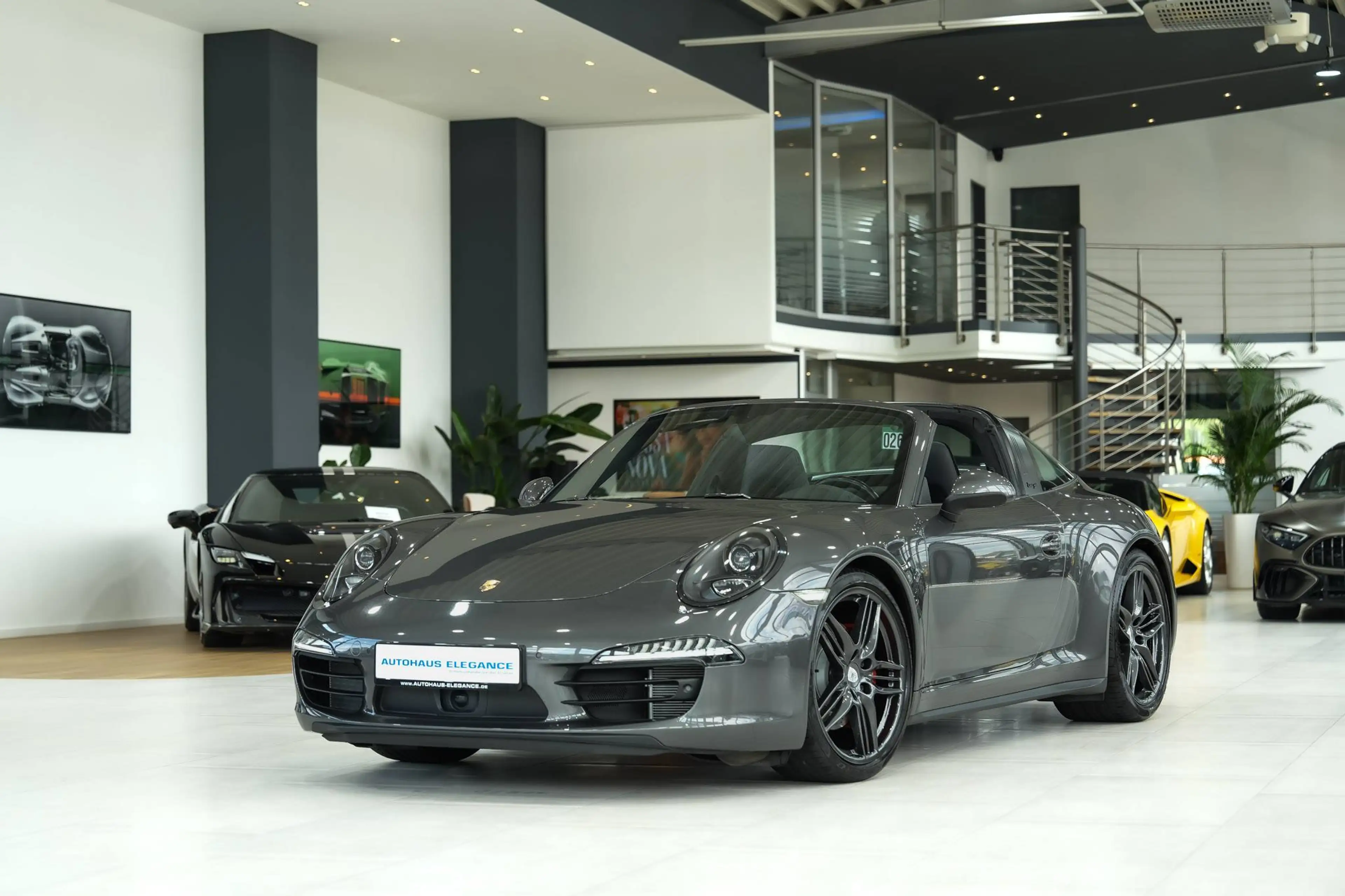 Porsche 911 Targa 4 S*SPORTSITZE*14-WEGE*SOUND-PKG+*KAM*