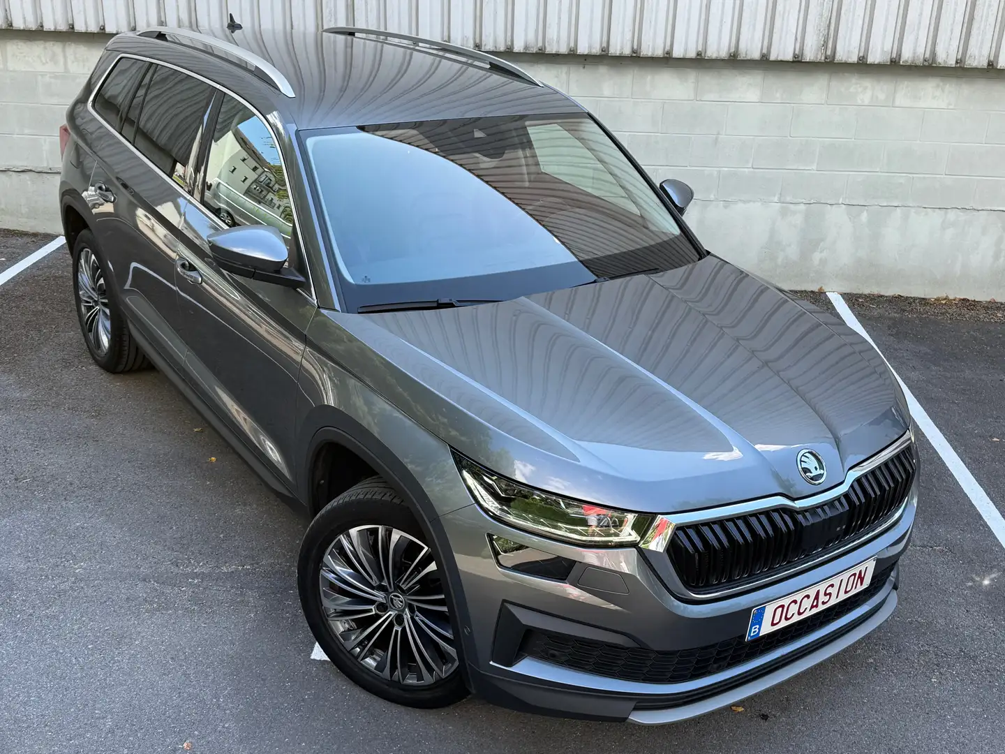 Skoda Kodiaq 2.0L CR TDi 150CV Clever+ 7pl. DSG Gris - 2