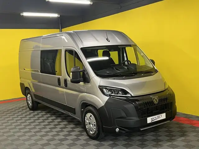 2026 Peugeot Boxer in Grey for sale