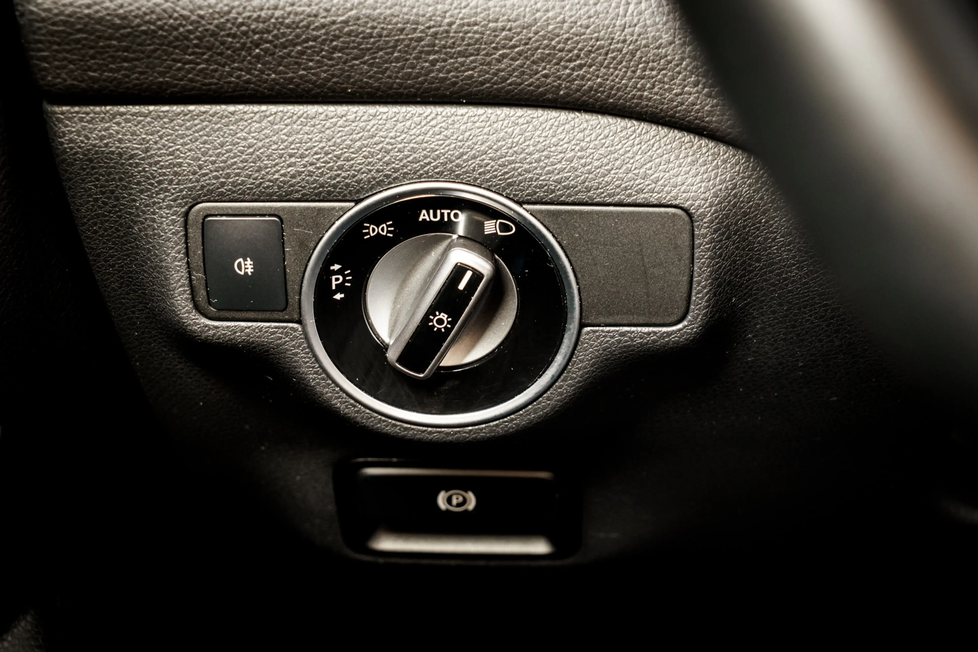 Mercedes-Benz GLA 200 Ambition Automaat | Trekhaak | Stoelverwarming | N — photo 36