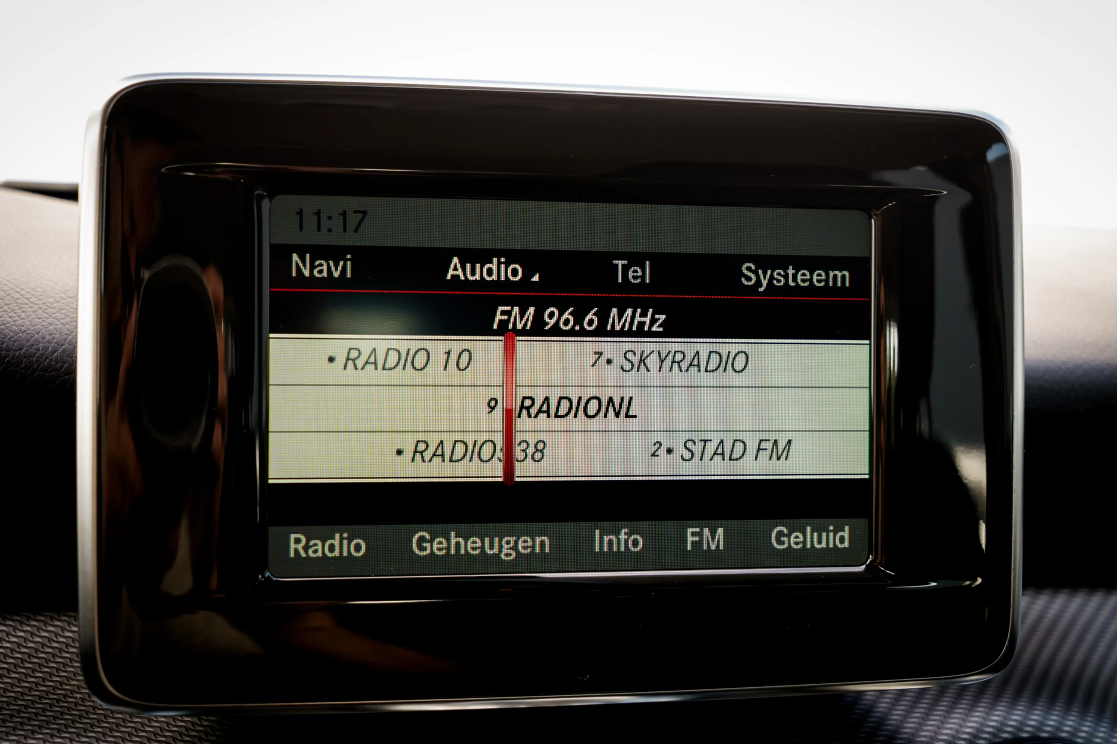 Mercedes-Benz GLA 200 Ambition Automaat | Trekhaak | Stoelverwarming | N — photo 31