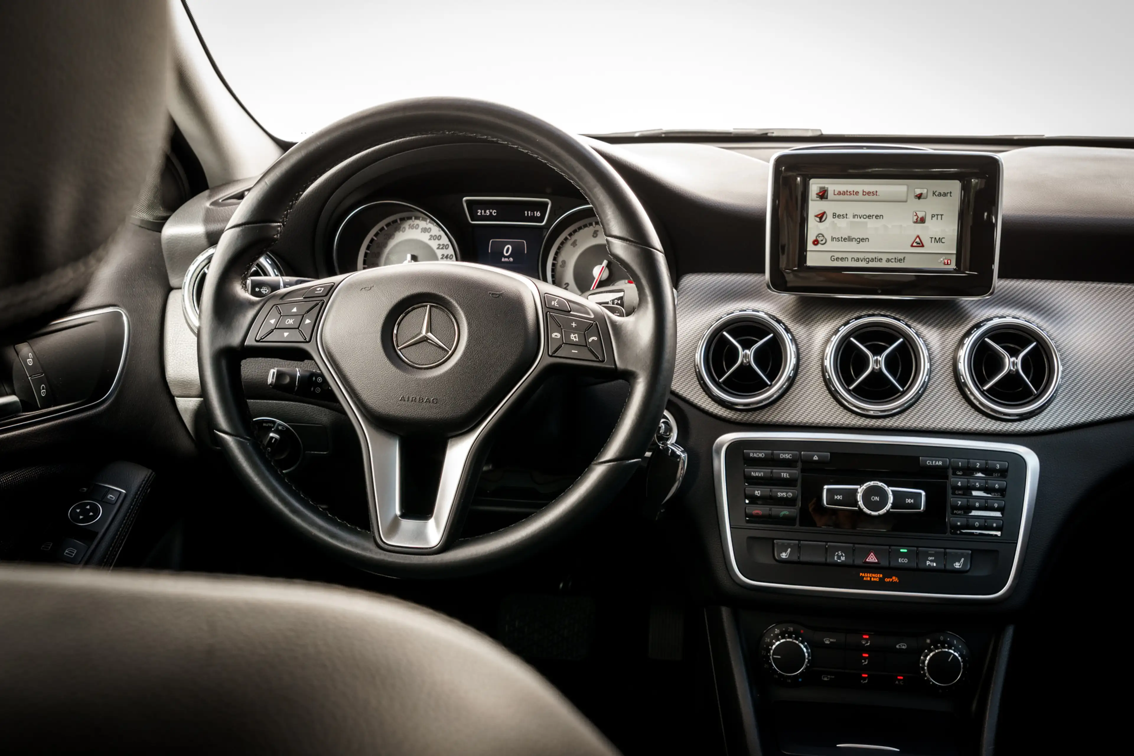 Mercedes-Benz GLA 200 Ambition Automaat | Trekhaak | Stoelverwarming | N — photo 5