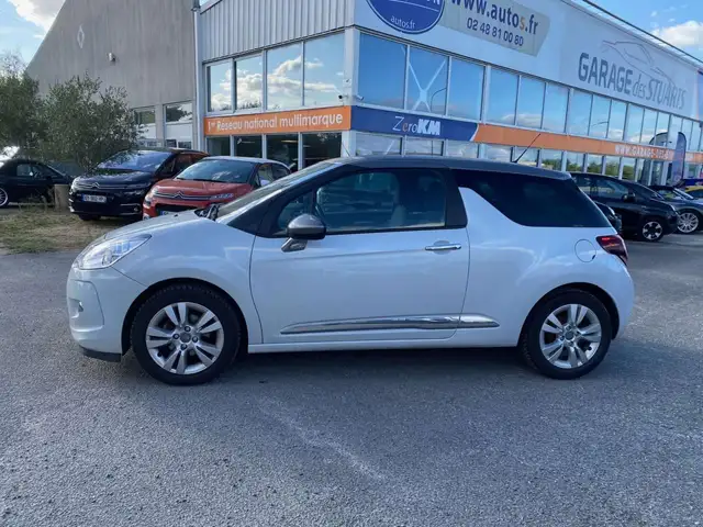 DS Automobiles DS 3 view 3