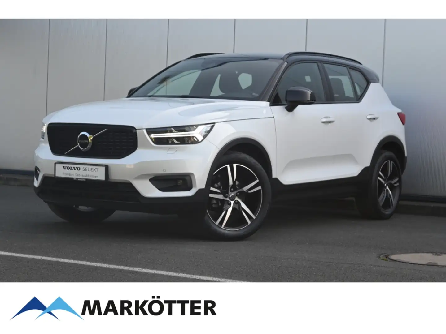Volvo XC40 T3 R-Design 19''/ACC/AHK/LED/Keyless Blanc - 1