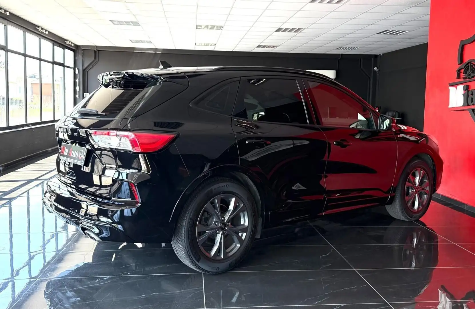 Ford Kuga 1.5 EcoBlue 120 CV aut. 2WD ST-Line X Nero - 2