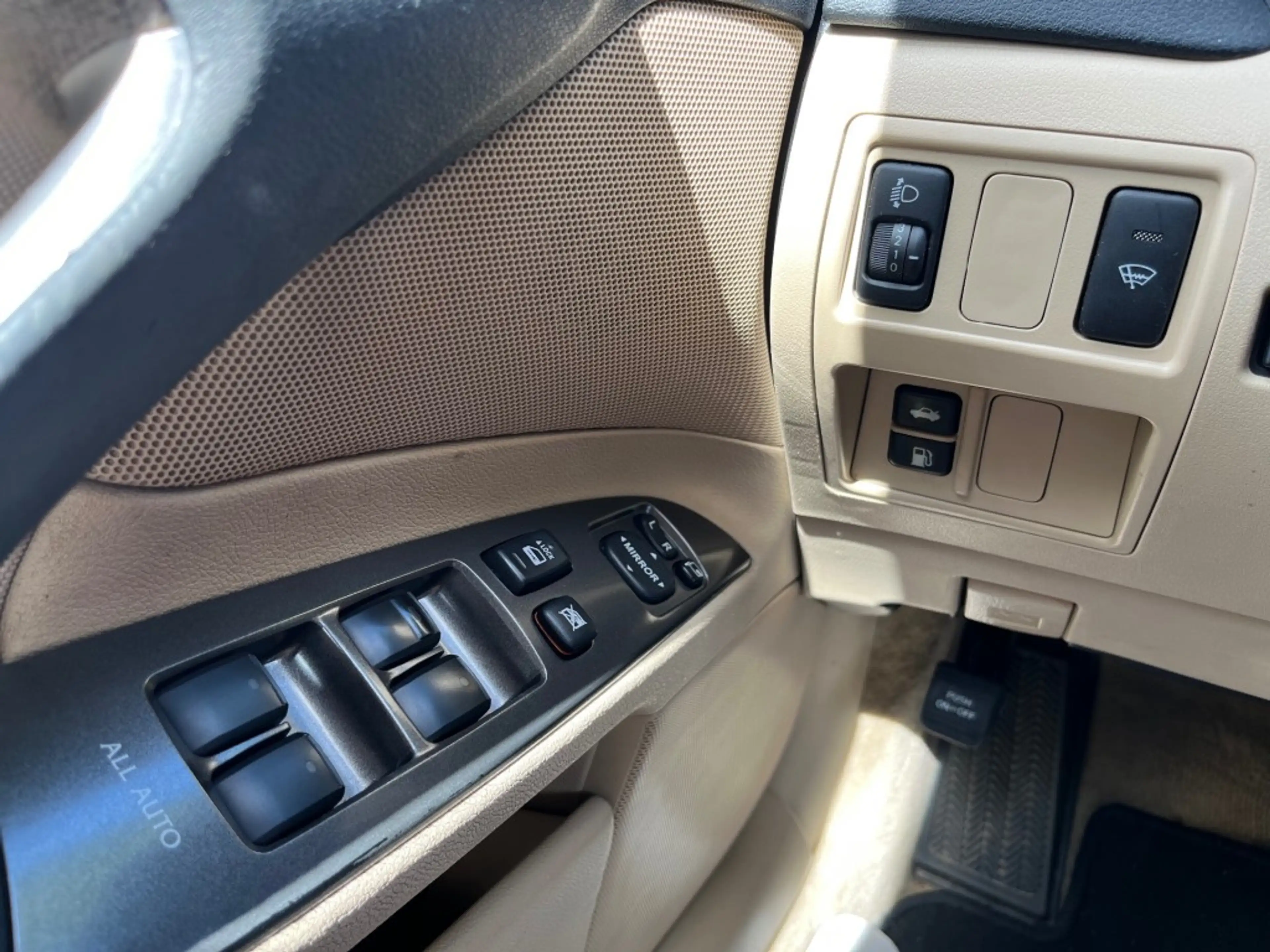 Lexus 250 BUSINESS AUTOMAAT / AIRCO-ECC / NAVI / TREKHAA — photo 12