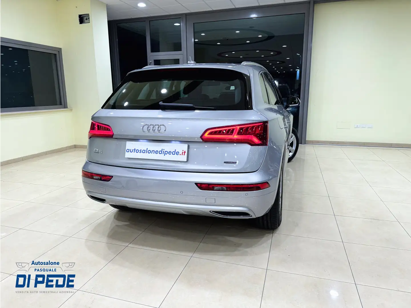 Audi Q5 Q5 40 2.0 tdi Business Sport 190cv s-tronic Argento - 2