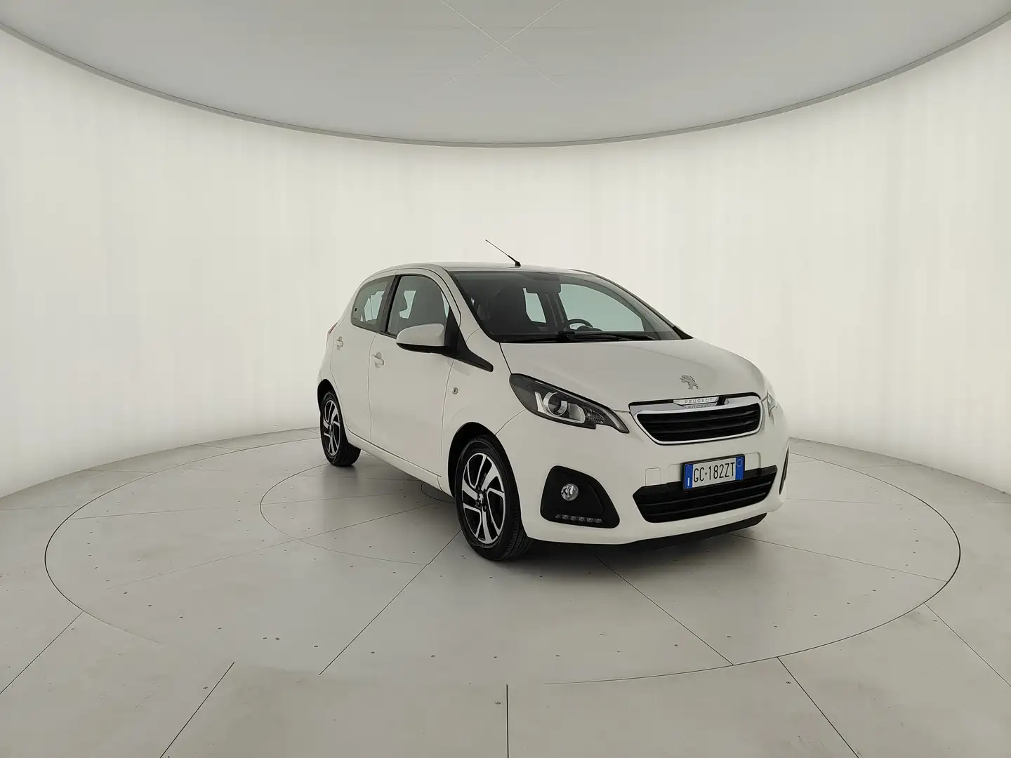 Peugeot 108 5p 1.0 vti Active Bluetooth,Cerchi il lega da 15"! Bianco - 1