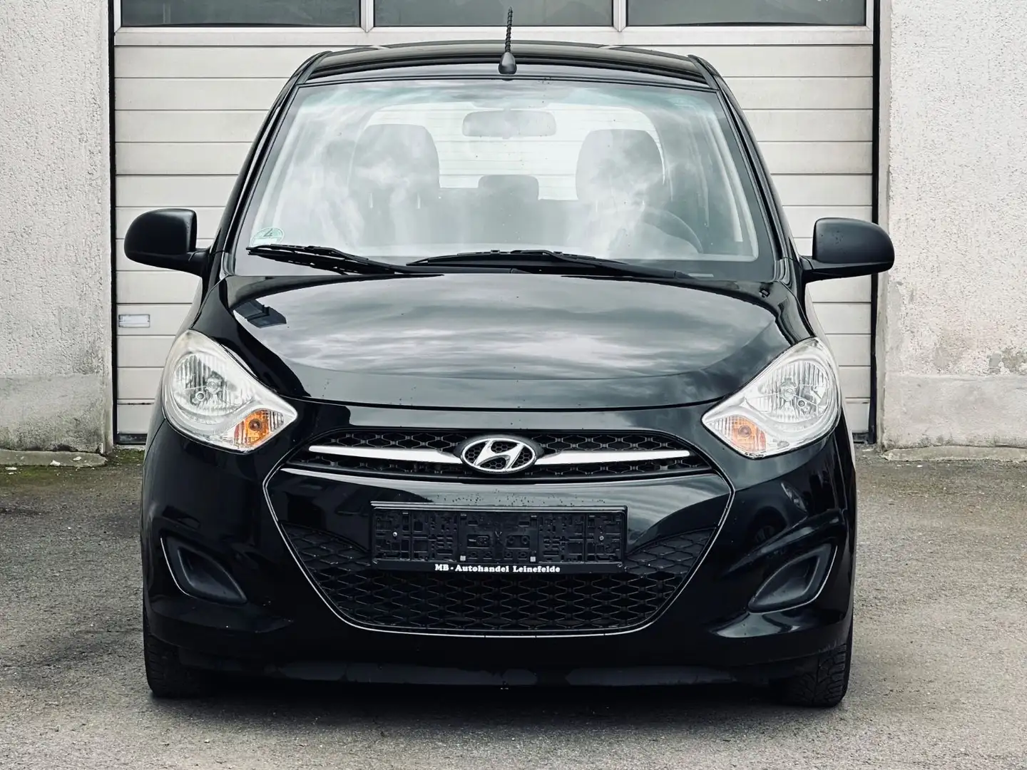 Hyundai i10 +KLIMA*5-Trg.*EURO5*TÜV NEU Schwarz - 2