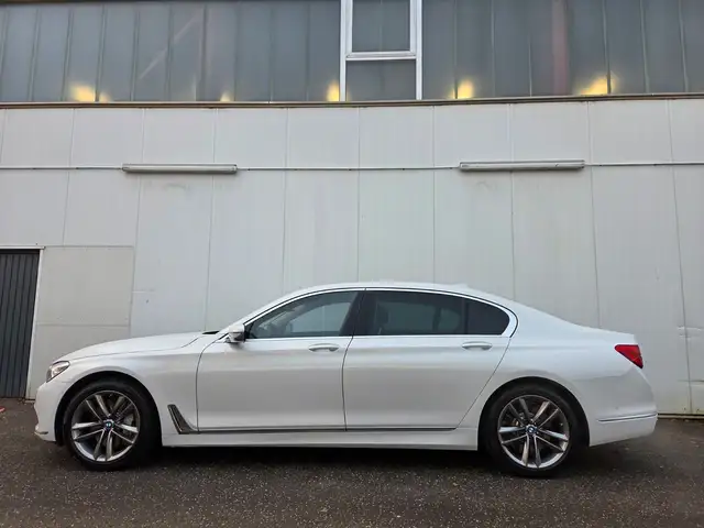 BMW 750 L i xDrive Deutsches Fahrzeug/BMW Scheckheft