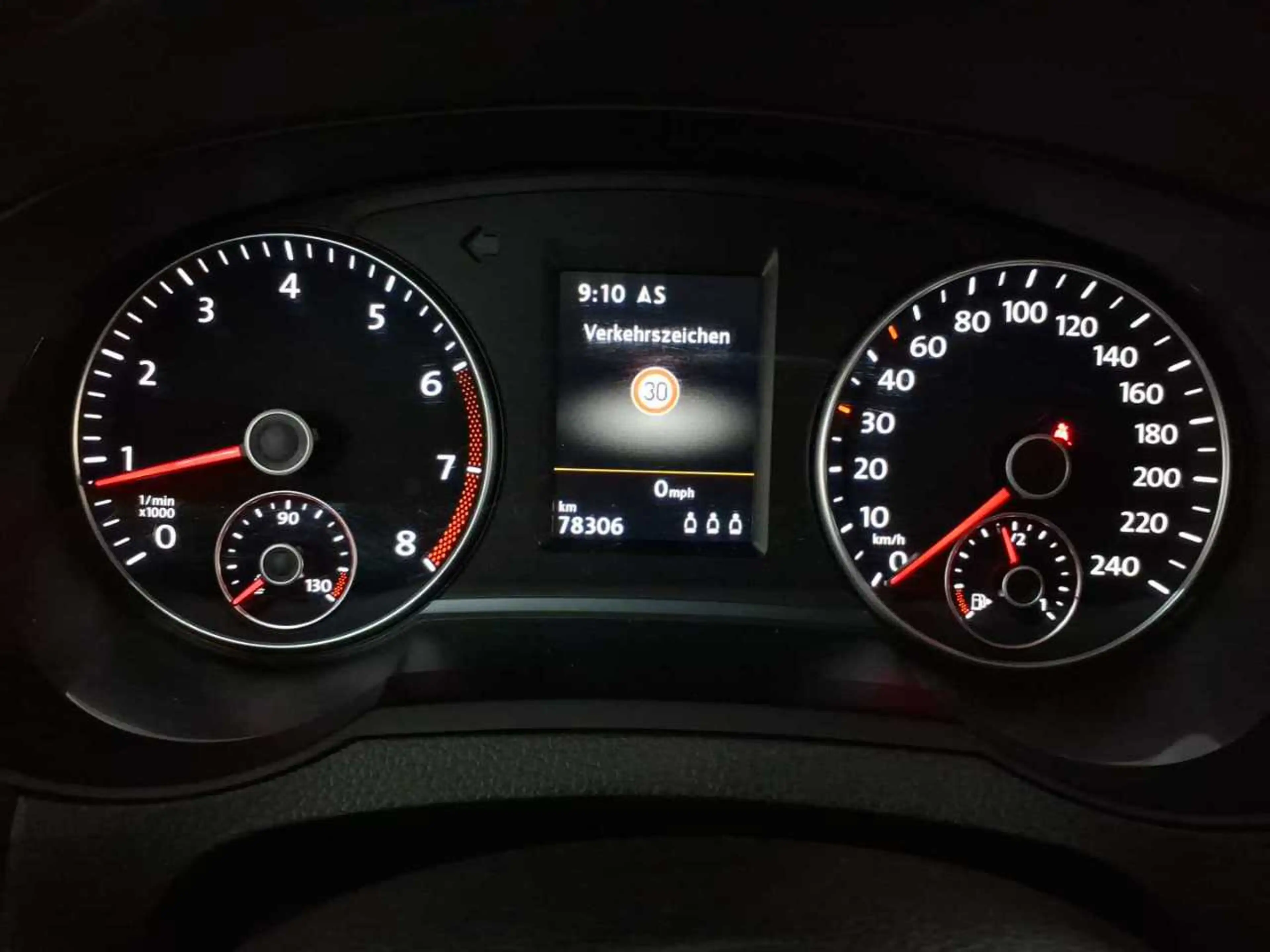 Volkswagen Sharan 1.4 TSI Highline — photo 11