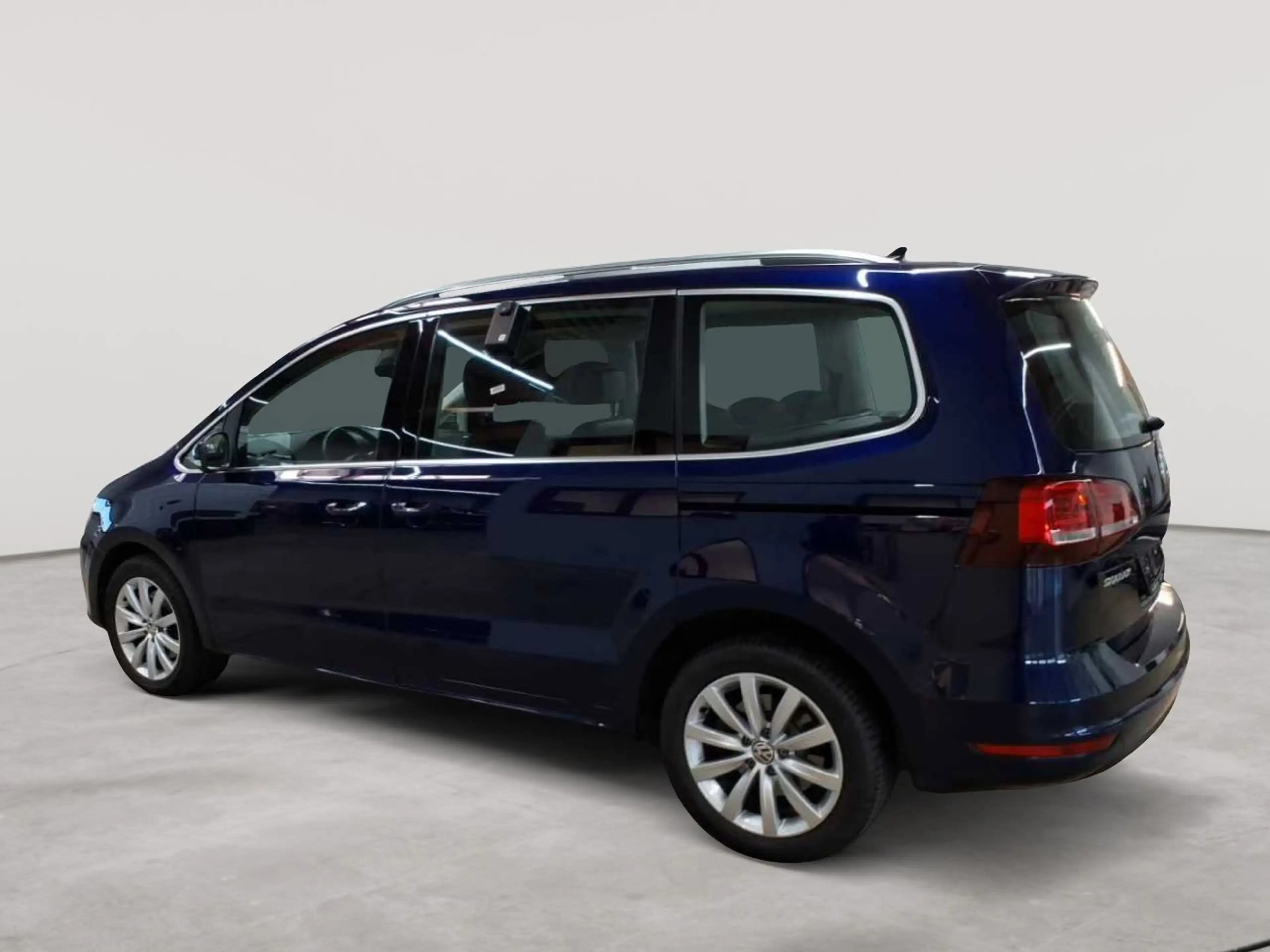 Volkswagen Sharan 1.4 TSI Highline — photo 6
