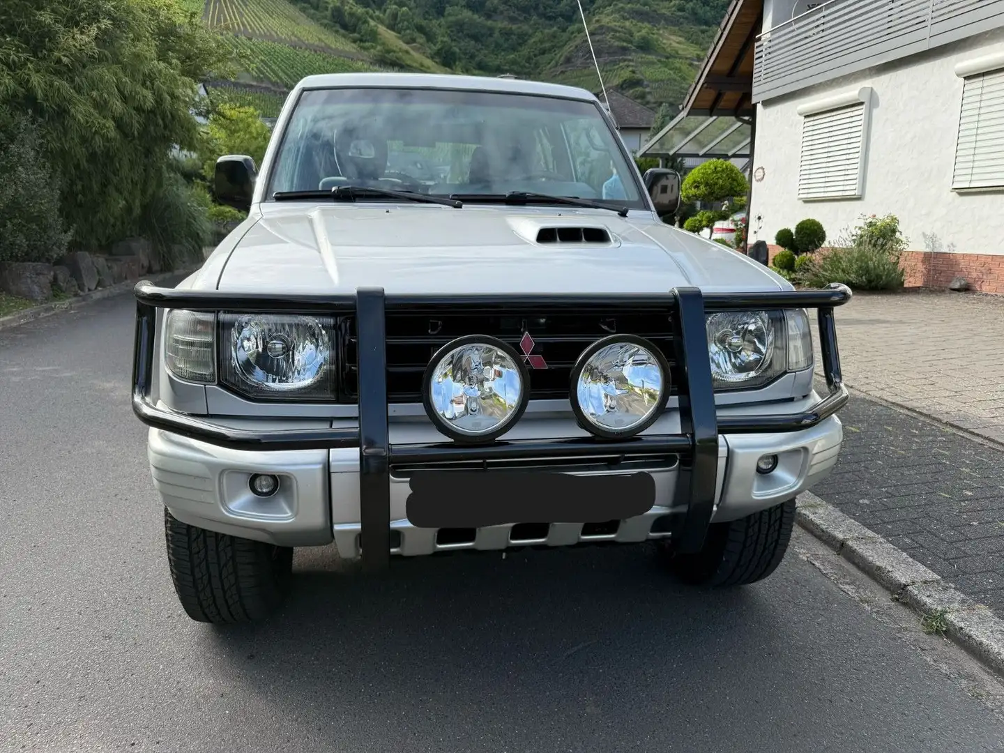 Mitsubishi Pajero TD Classic 2500 /GEPFLEGT/ NUR 133 TKM Grau - 2