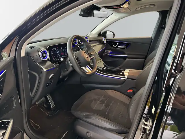 Mercedes-Benz GLC view 8